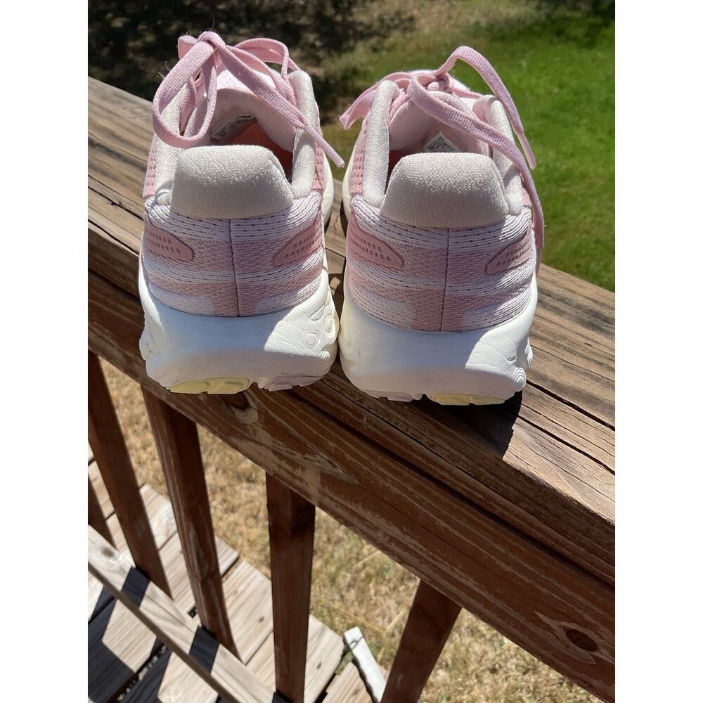 New Balance Sneakers Womens 5.5 1080 V13 W1080P13 Pink Running Gym Shoes - Picture 4 of 10